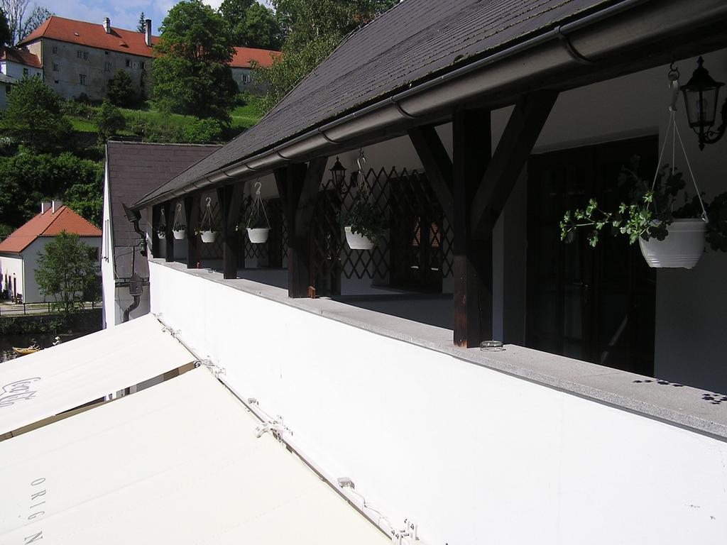 Hotel Ruze Rozmberk Nad Vltavou Exterior photo